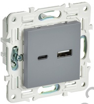 Мех-м розетки USB SKANDY A+C 18Вт серый IEK SK-U22-018-K03