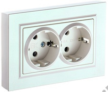 Розетка 2-м BRITE с з/к., защ. шт., жемчуг IEK BR-R24-16-K36-F